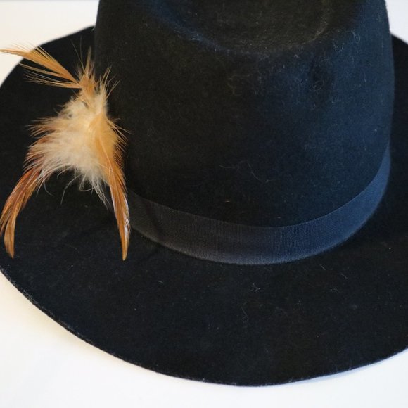 Black Brim Hat (w Feather) - Picture 5 of 5
